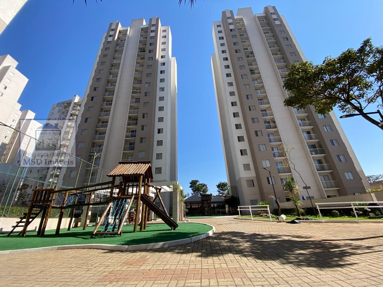 Apartamento para alugar com 2 quartos, 64m² - Foto 22