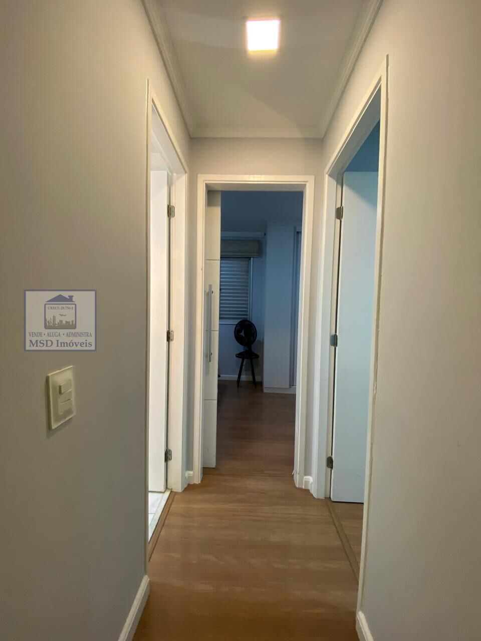 Apartamento para alugar com 2 quartos, 64m² - Foto 12