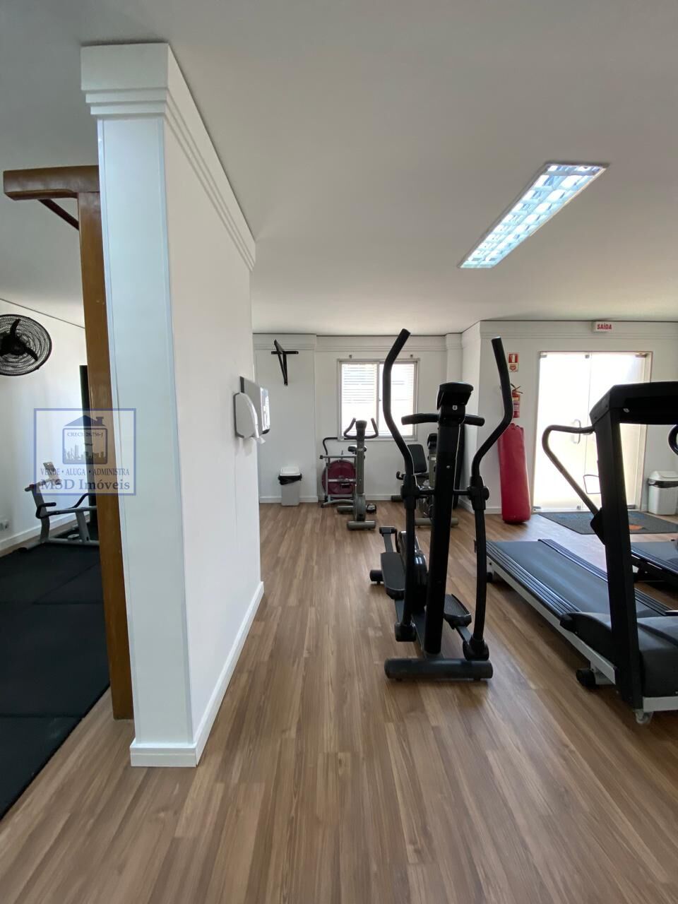 Apartamento para alugar com 2 quartos, 64m² - Foto 28