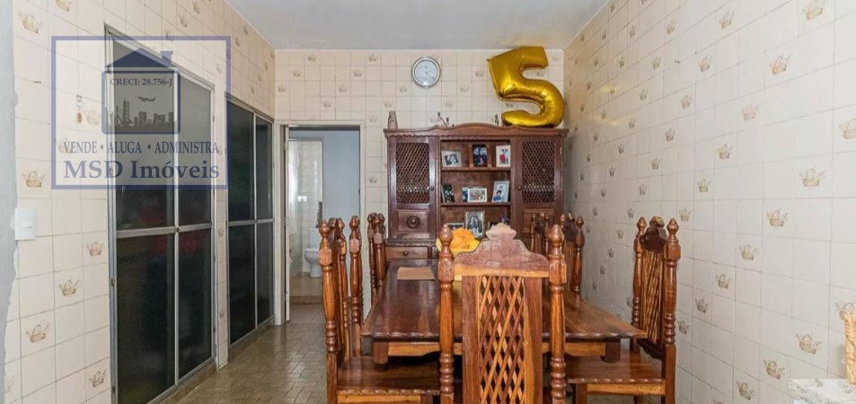 Casa à venda com 5 quartos, 198m² - Foto 8