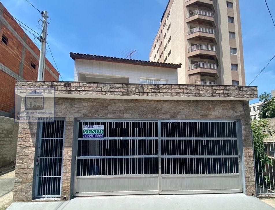 Sobrado à venda com 3 quartos, 208m² - Foto 1