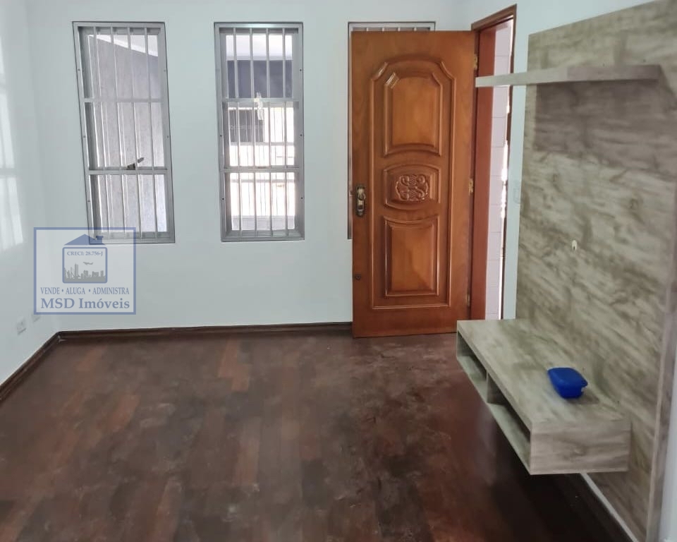 Sobrado à venda com 3 quartos, 208m² - Foto 2