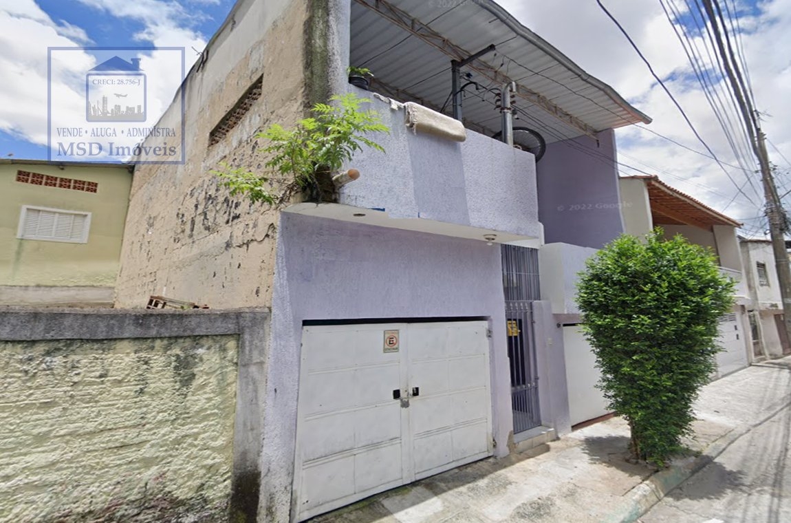 Sobrado à venda com 3 quartos, 180m² - Foto 1