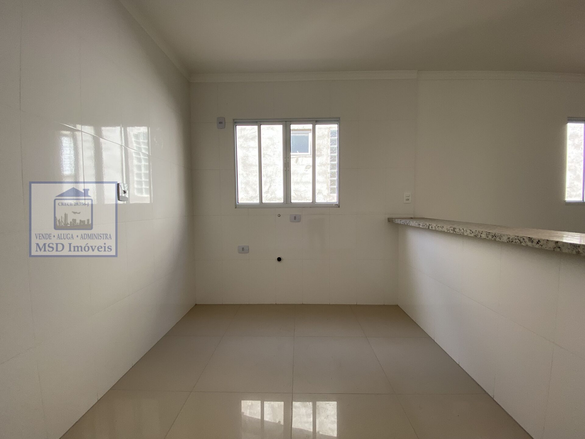 Casa à venda com 2 quartos, 67m² - Foto 8