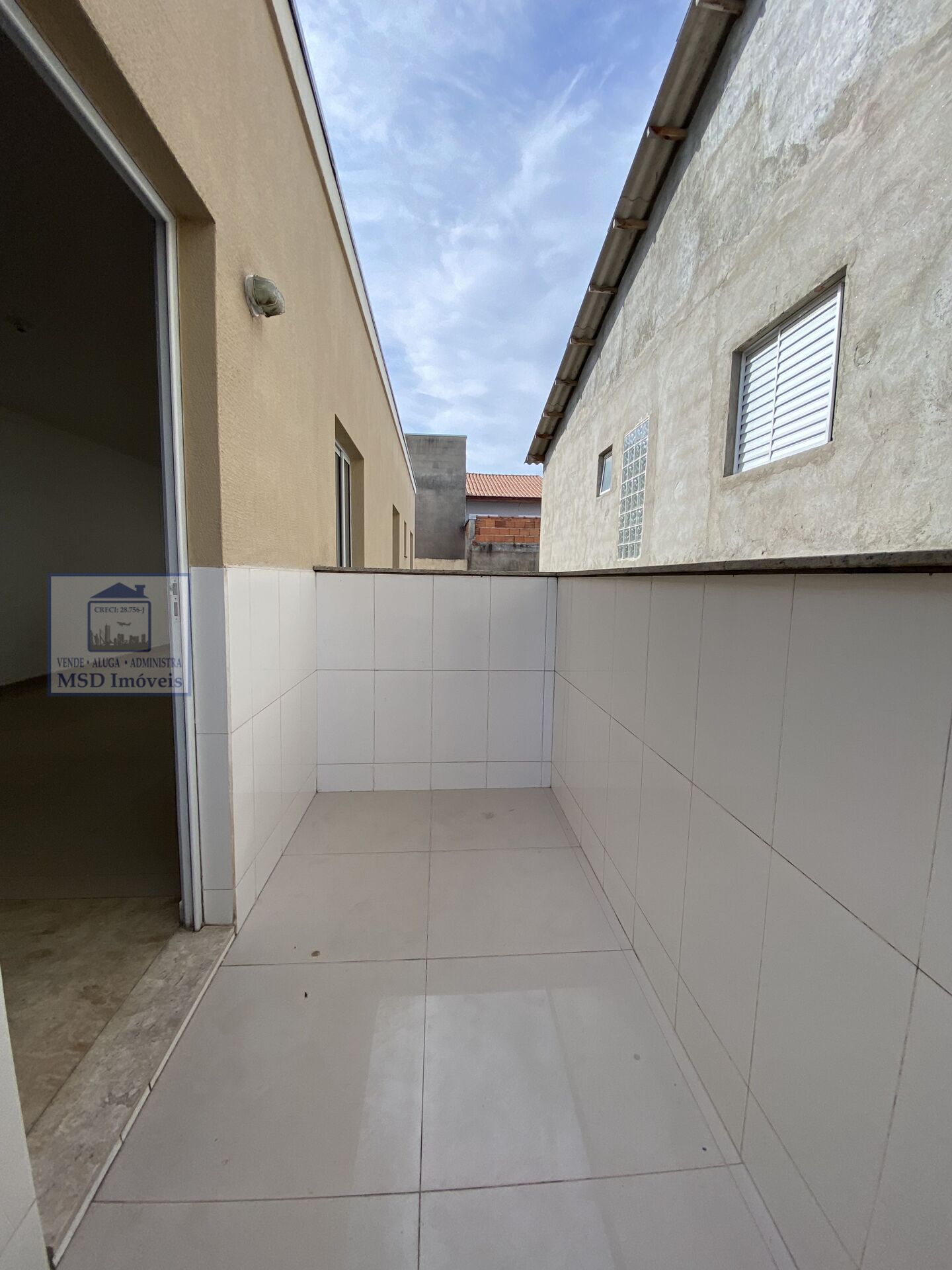 Casa à venda com 2 quartos, 67m² - Foto 27