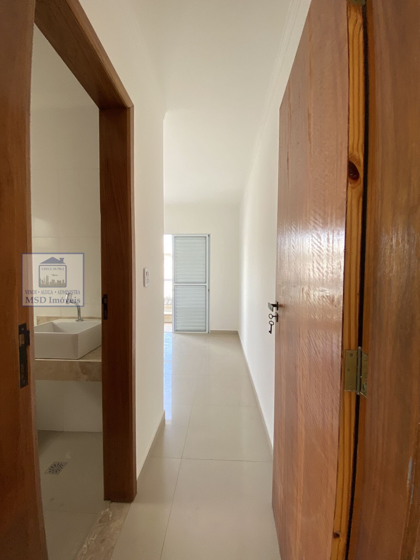 Casa à venda com 2 quartos, 67m² - Foto 16