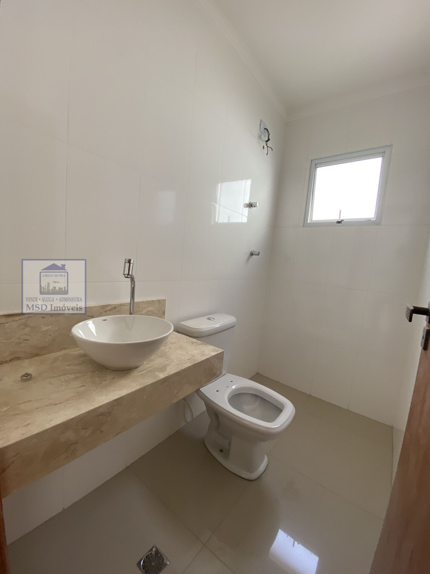 Casa à venda com 2 quartos, 67m² - Foto 10