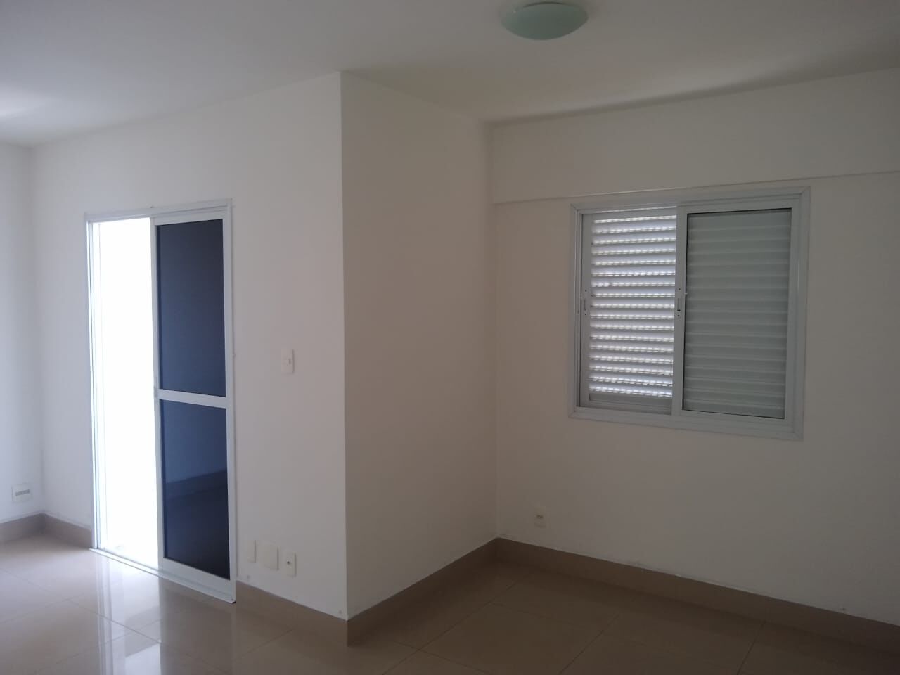 Apartamento à venda com 3 quartos, 72m² - Foto 3