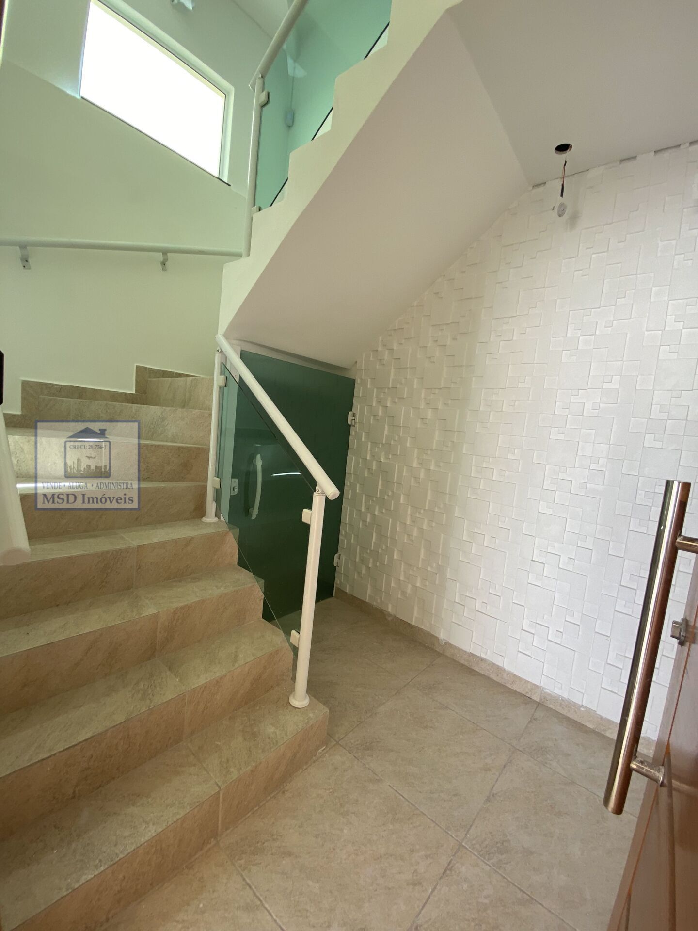 Sobrado para alugar com 3 quartos, 132m² - Foto 2