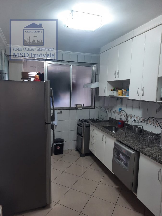 Apartamento à venda com 2 quartos, 74m² - Foto 9