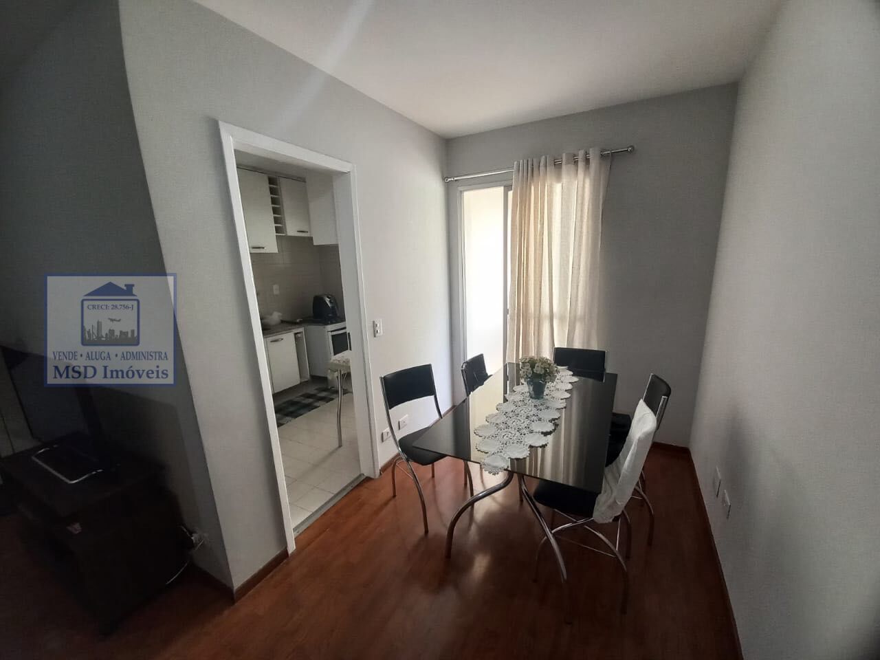 Apartamento à venda com 2 quartos, 68m² - Foto 4