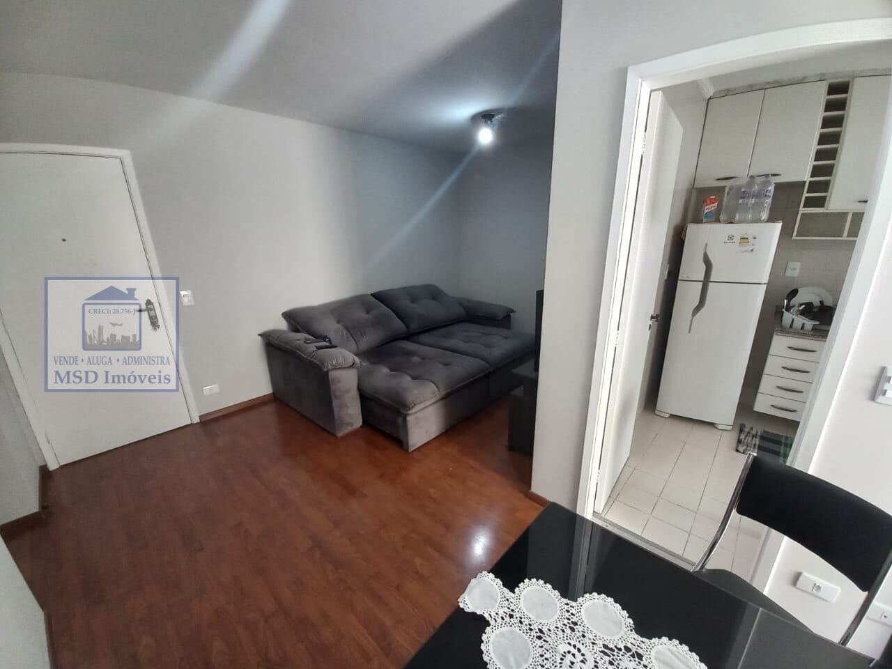 Apartamento à venda com 2 quartos, 68m² - Foto 3