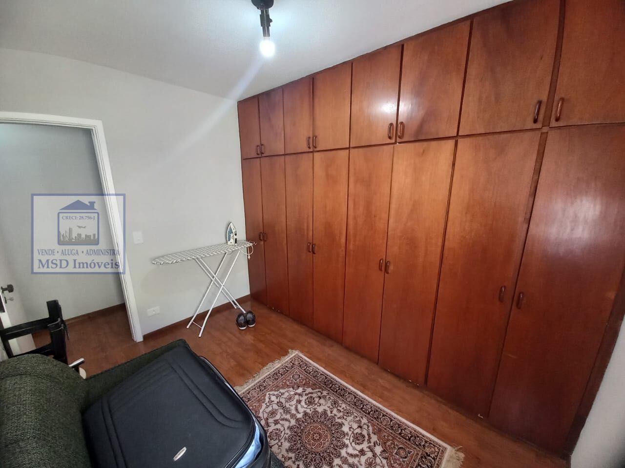 Apartamento à venda com 2 quartos, 68m² - Foto 13