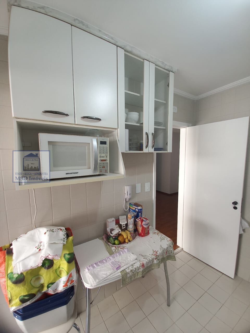 Apartamento à venda com 2 quartos, 68m² - Foto 8