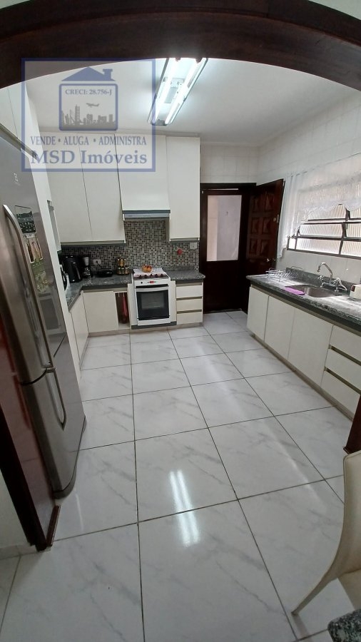 Sobrado à venda com 3 quartos, 153m² - Foto 3