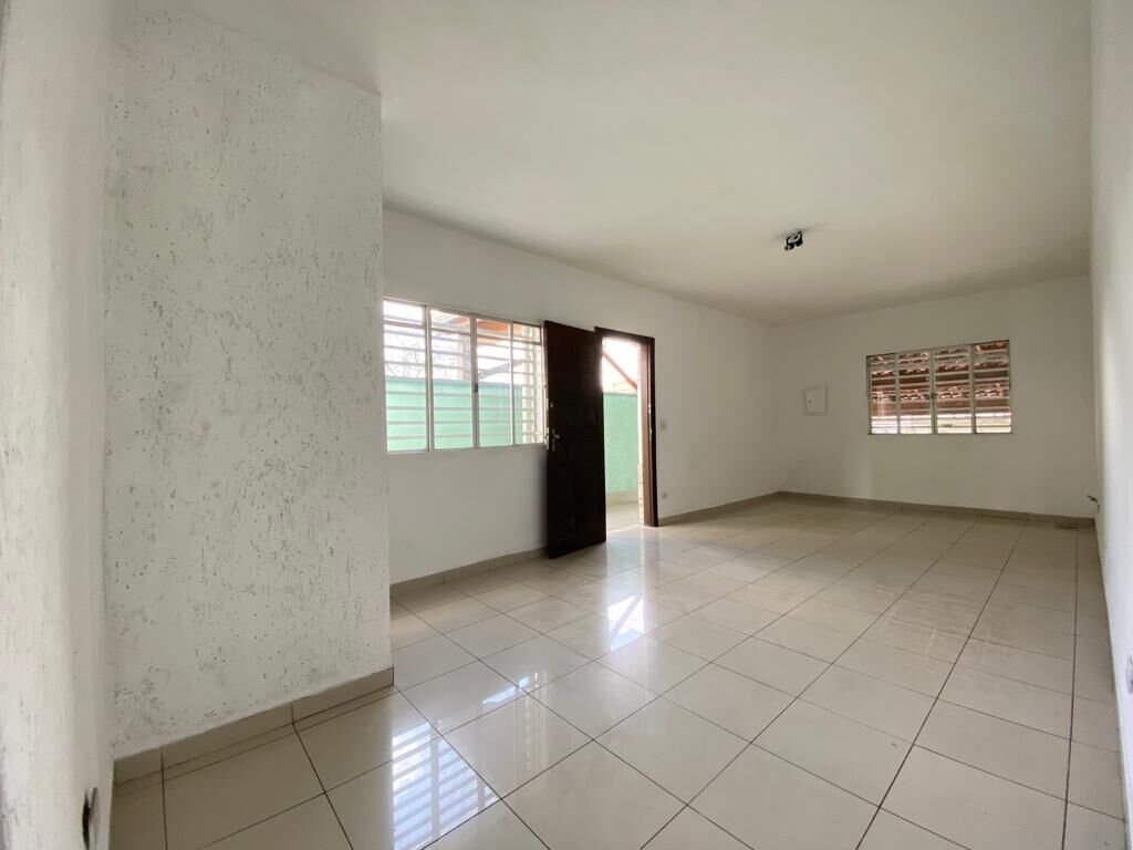 Sobrado à venda com 3 quartos, 110m² - Foto 2