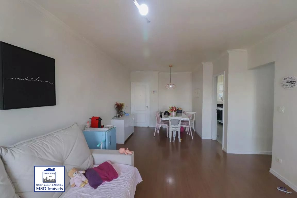 Apartamento à venda com 3 quartos, 95m² - Foto 2