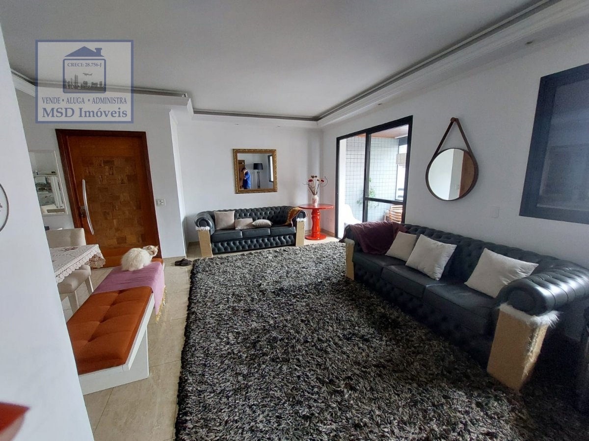 Apartamento à venda com 3 quartos, 141m² - Foto 1