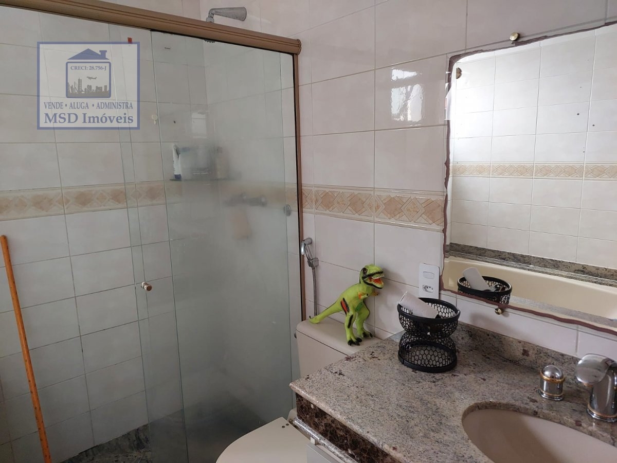 Apartamento à venda com 3 quartos, 141m² - Foto 23