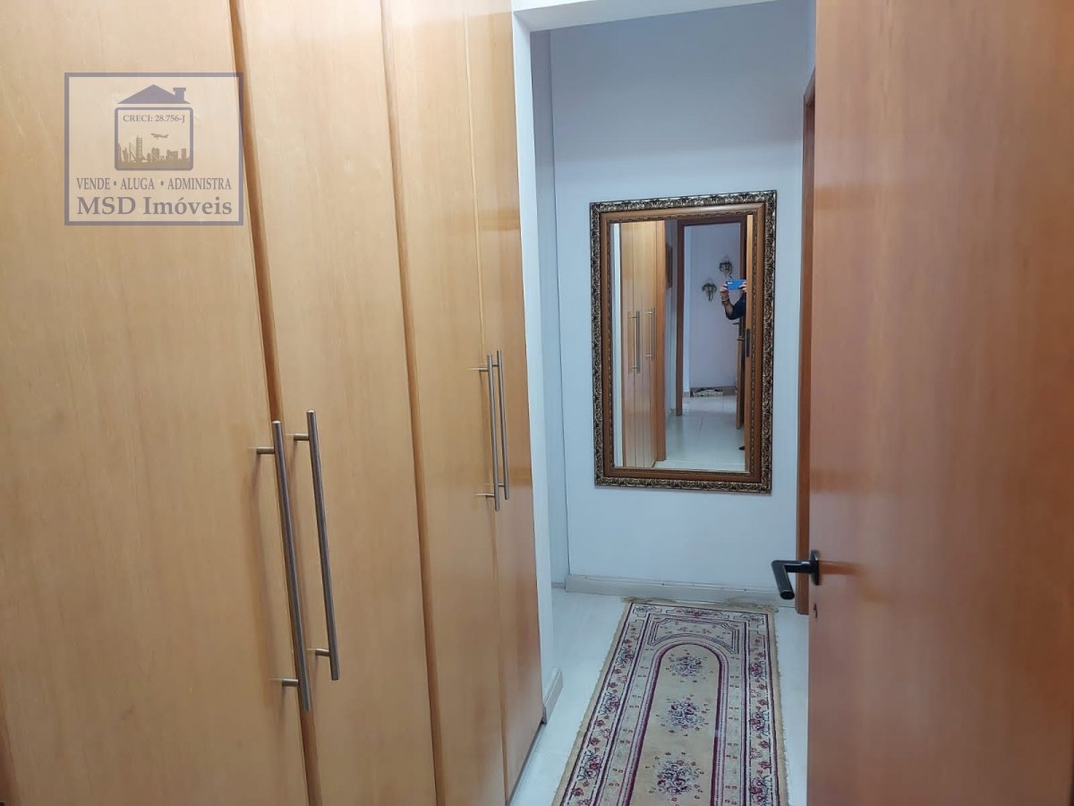 Apartamento à venda com 3 quartos, 141m² - Foto 19