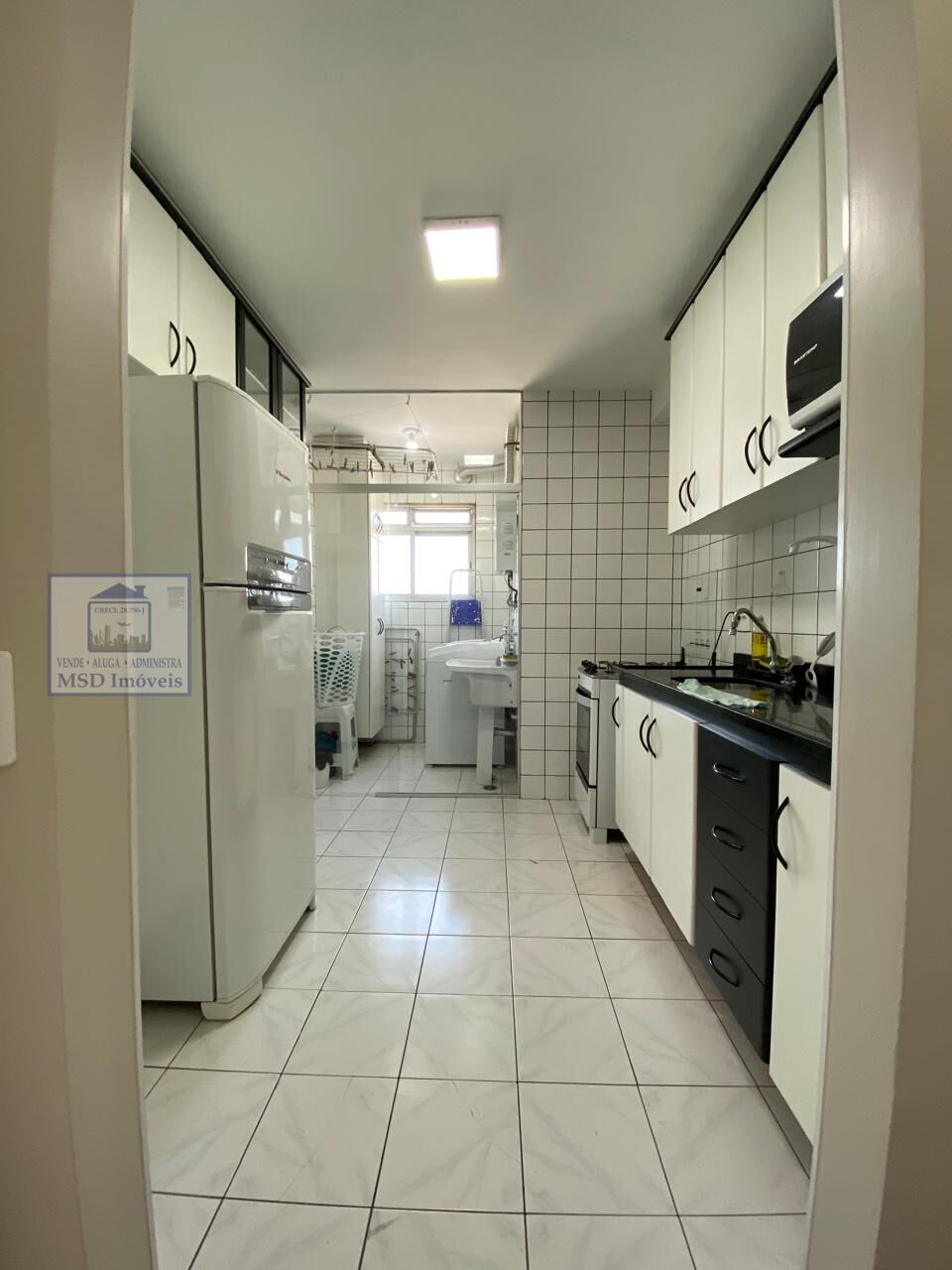 Apartamento para alugar com 2 quartos, 55m² - Foto 7