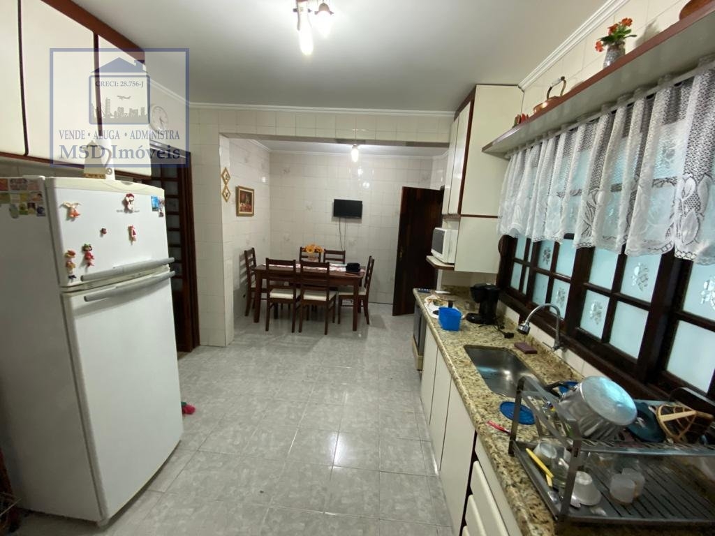 Sobrado à venda com 3 quartos, 150m² - Foto 8