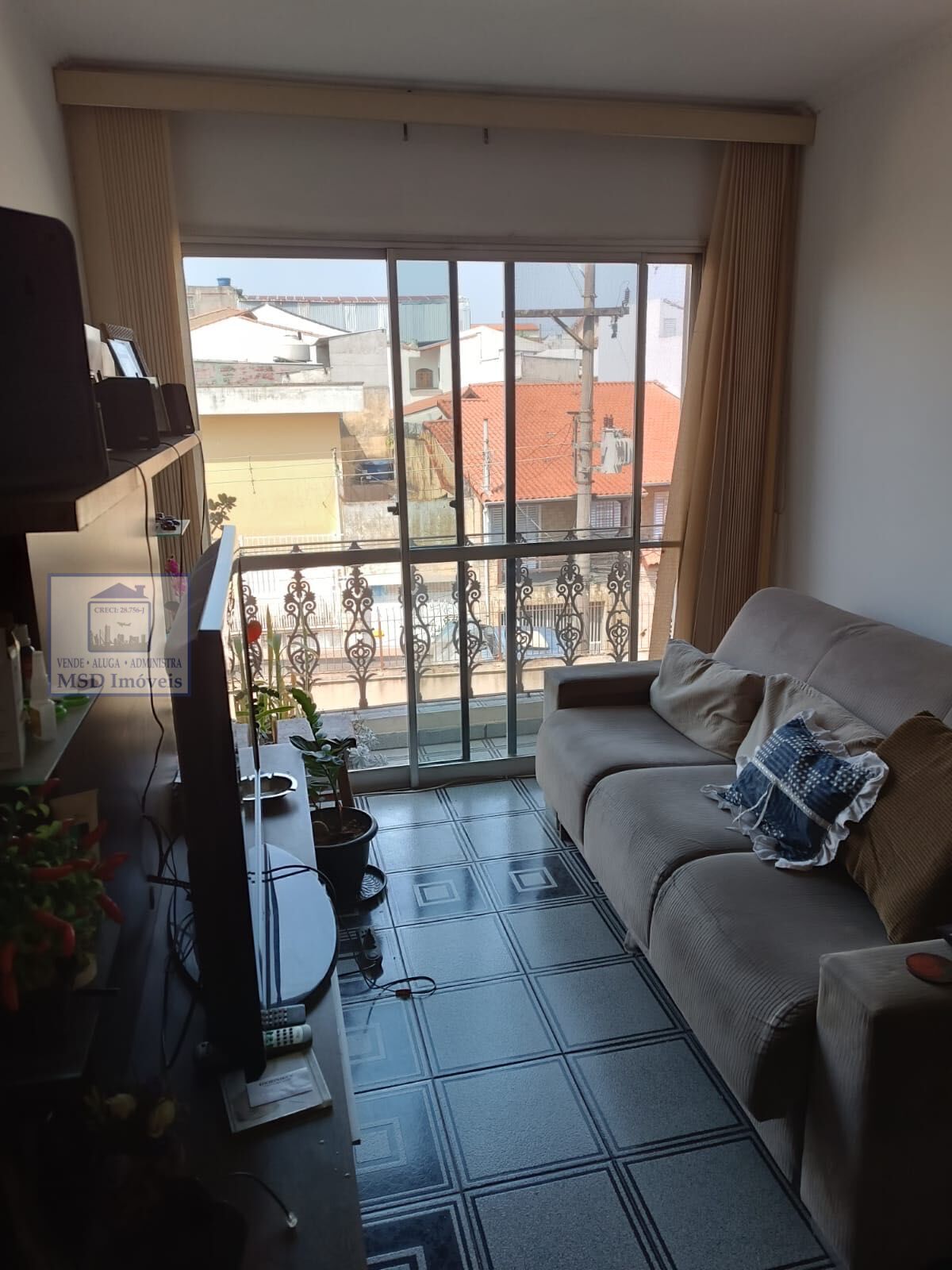 Apartamento à venda com 2 quartos, 68m² - Foto 2