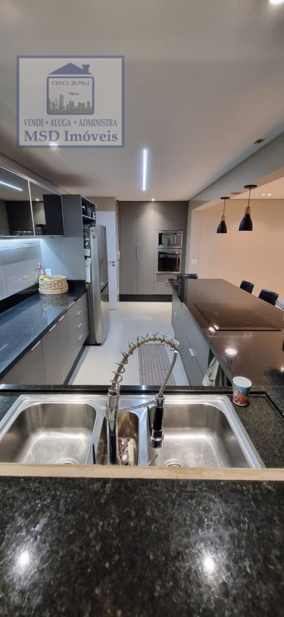 Apartamento à venda com 3 quartos, 164m² - Foto 7