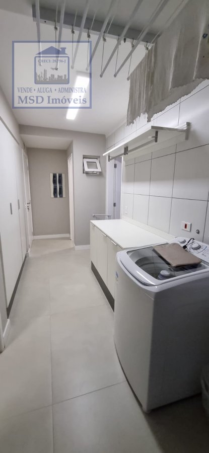 Apartamento à venda com 3 quartos, 164m² - Foto 9