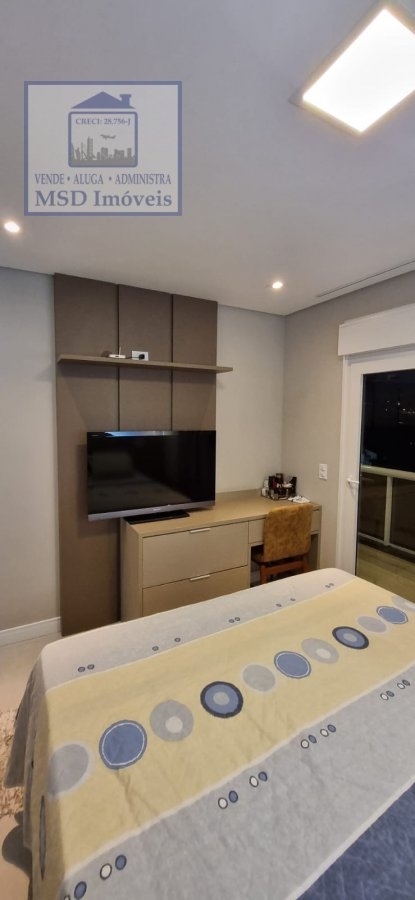 Apartamento à venda com 3 quartos, 164m² - Foto 11