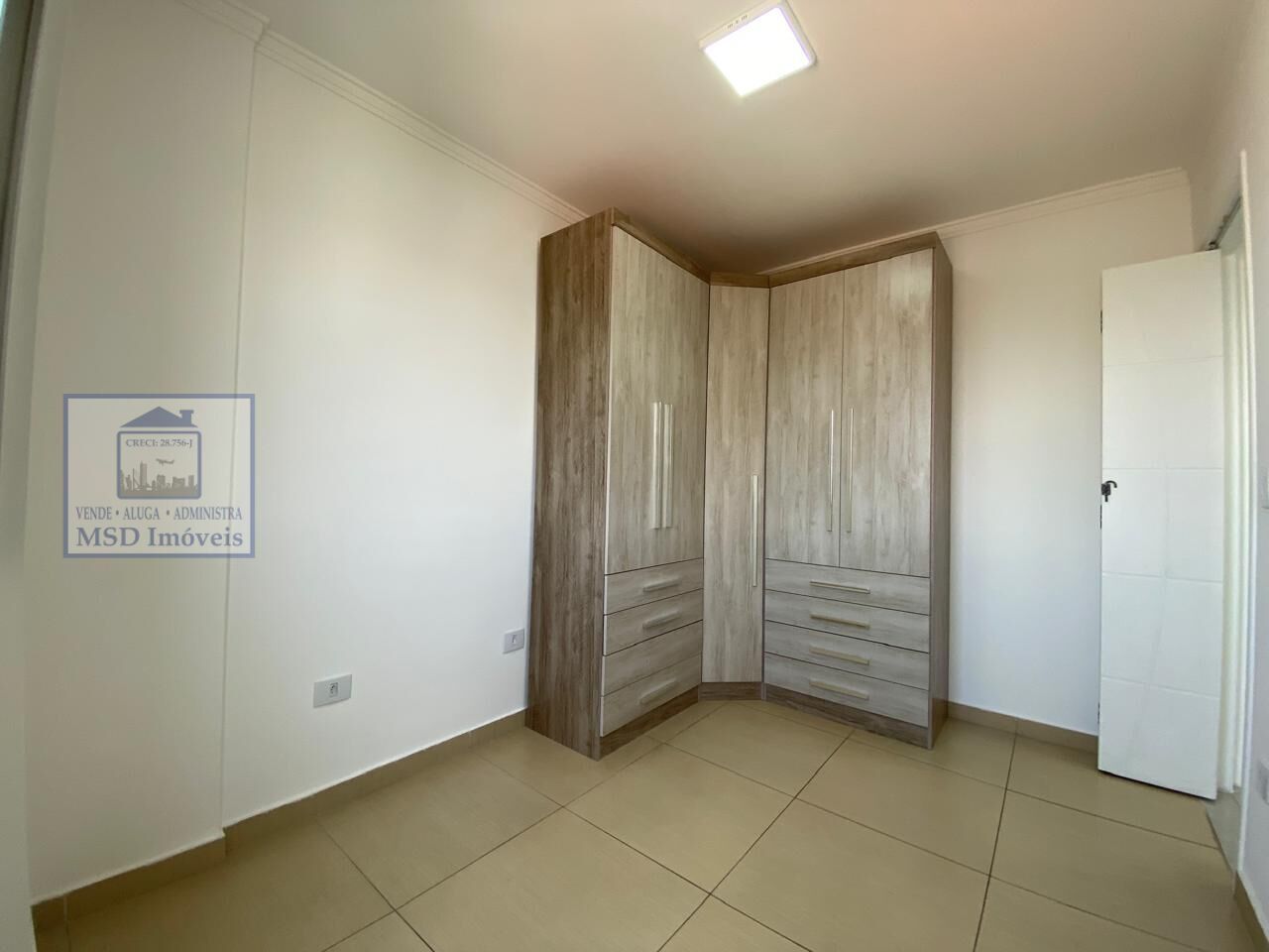 Apartamento para alugar com 2 quartos, 62m² - Foto 25