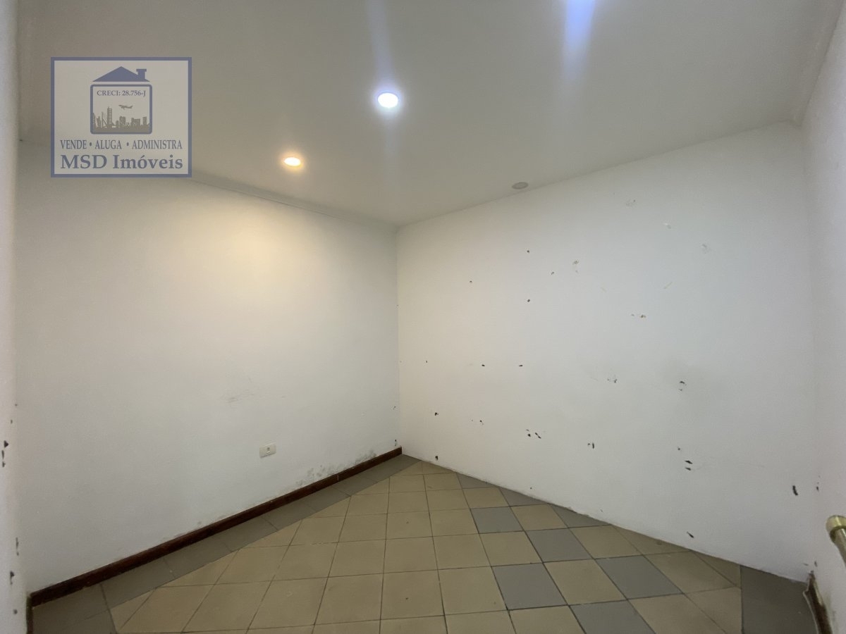 Sobrado para alugar com 5 quartos, 252m² - Foto 15