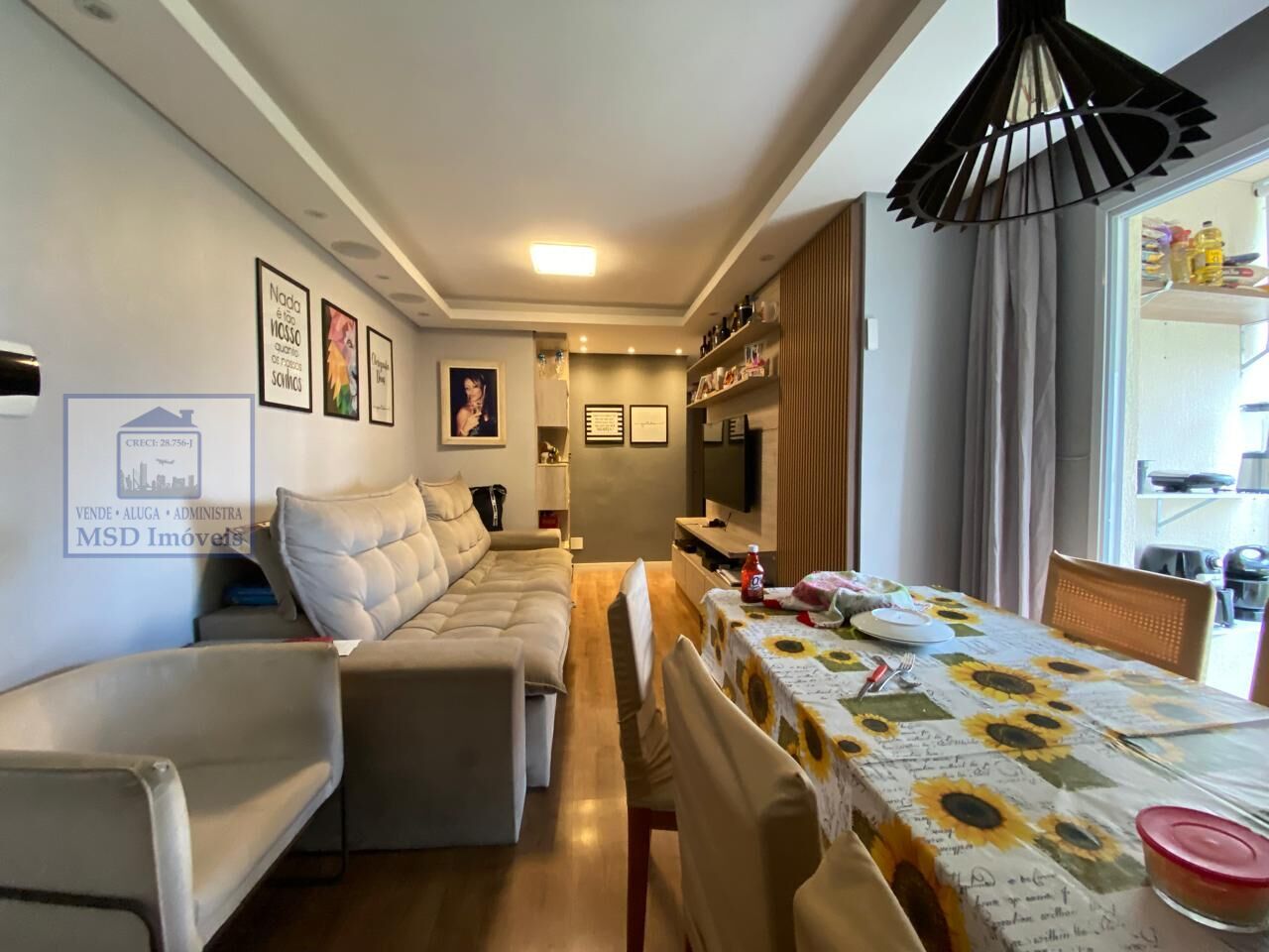 Apartamento à venda com 2 quartos, 55m² - Foto 1