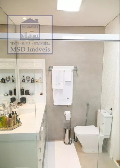 Apartamento à venda com 3 quartos, 202m² - Foto 19