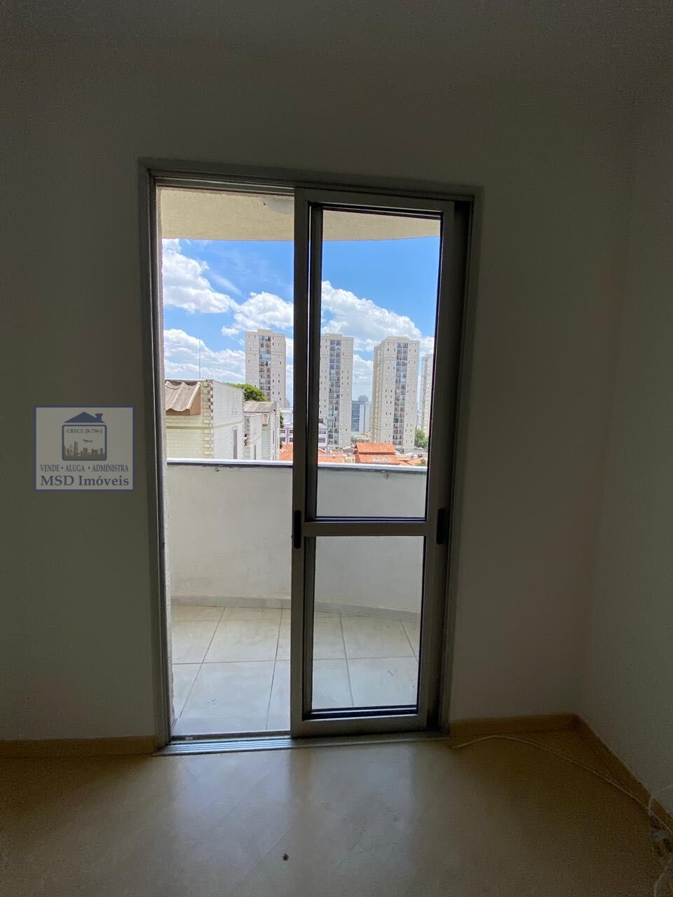 Apartamento à venda com 2 quartos, 56m² - Foto 4