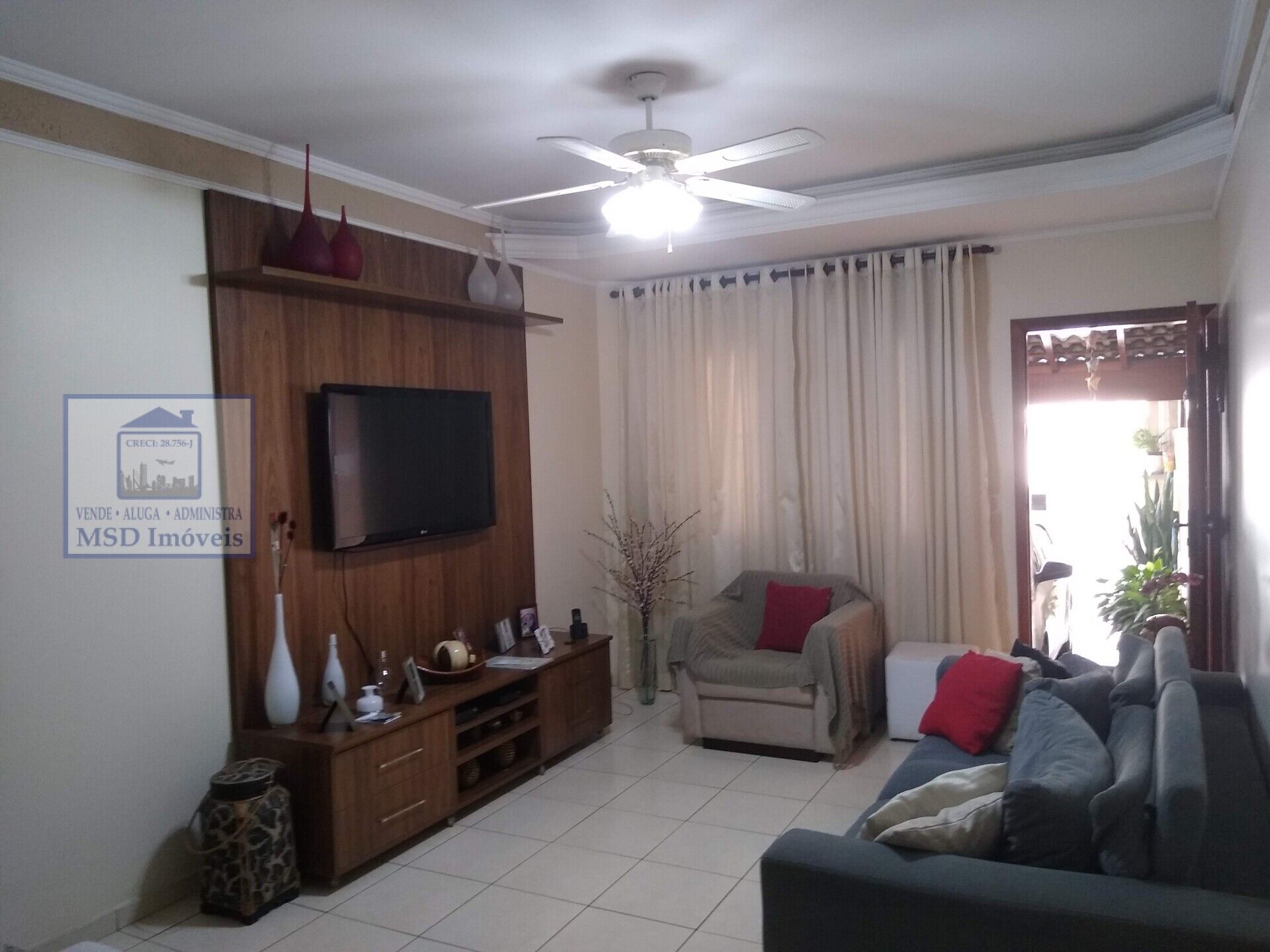 Sobrado à venda com 2 quartos, 138m² - Foto 2