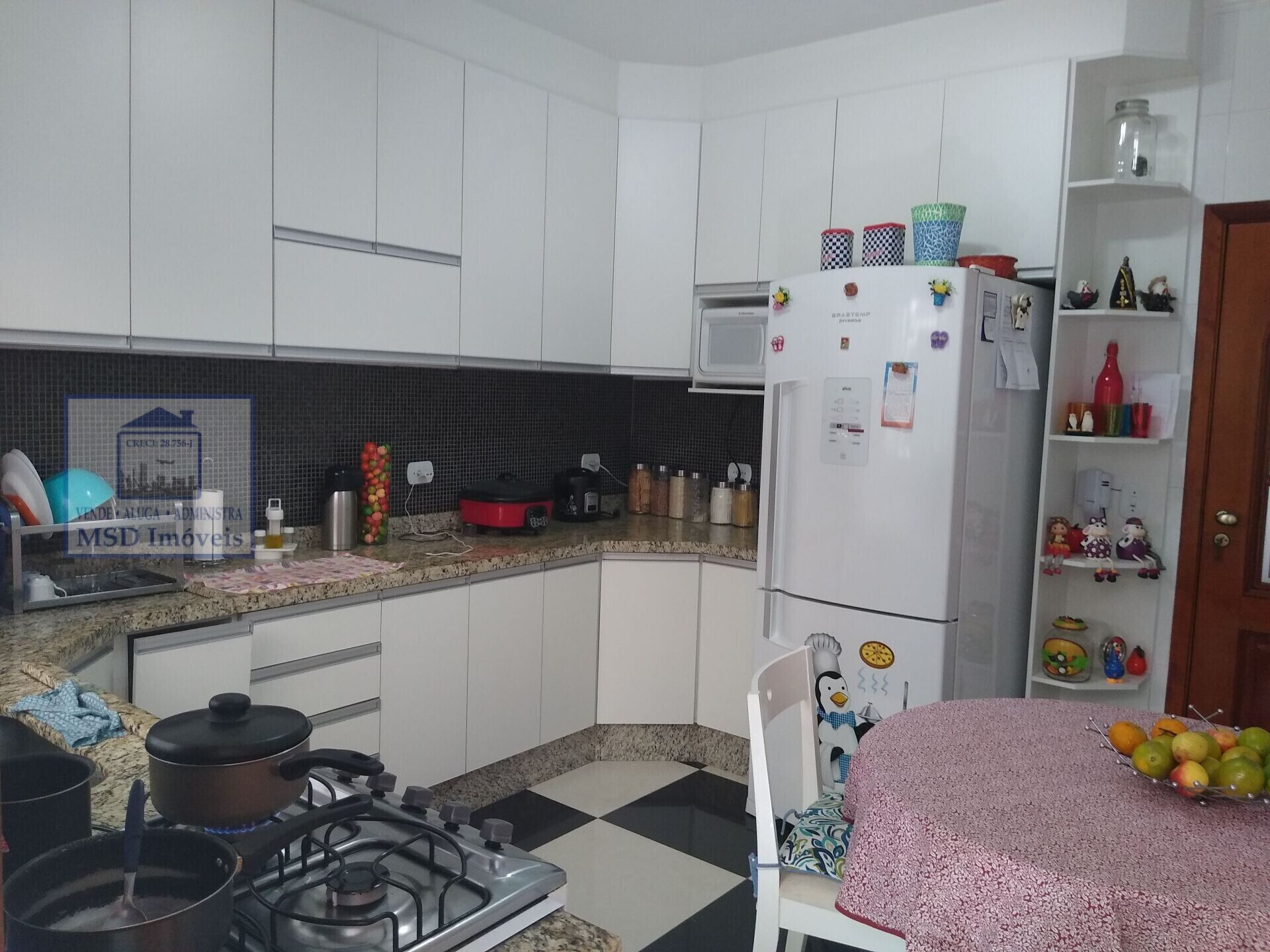 Sobrado à venda com 2 quartos, 138m² - Foto 6