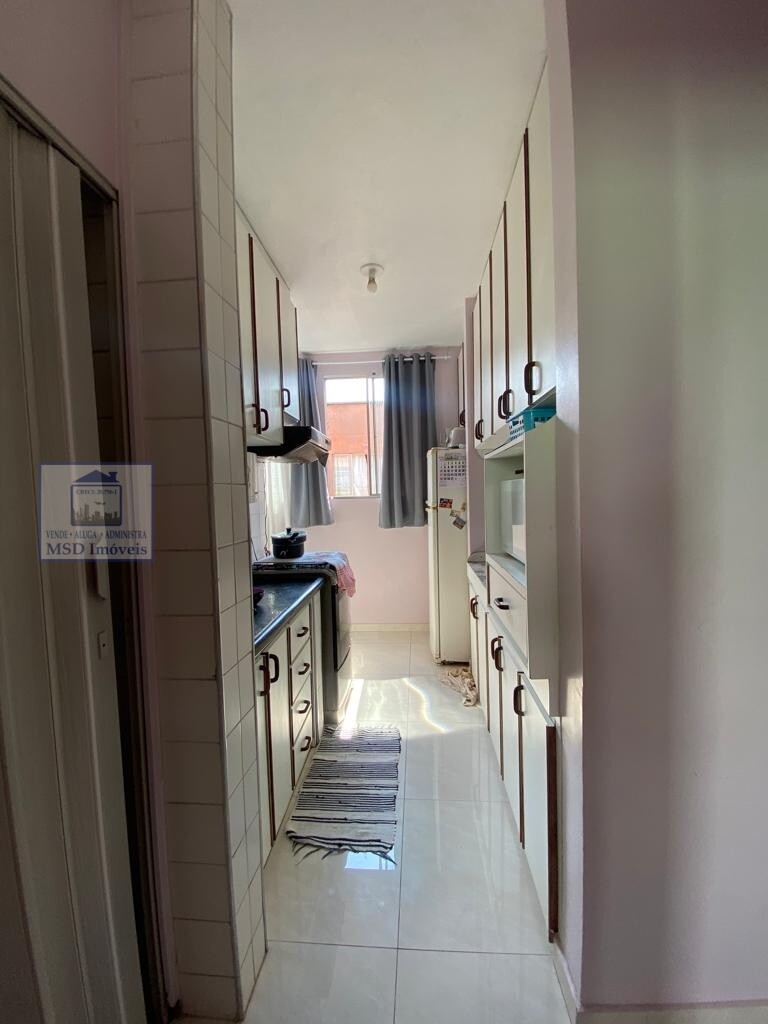 Apartamento à venda com 2 quartos, 42m² - Foto 4