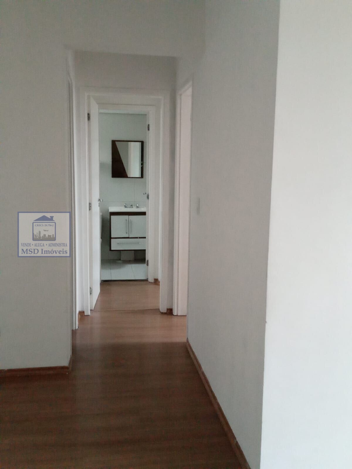 Apartamento à venda com 2 quartos, 62m² - Foto 2