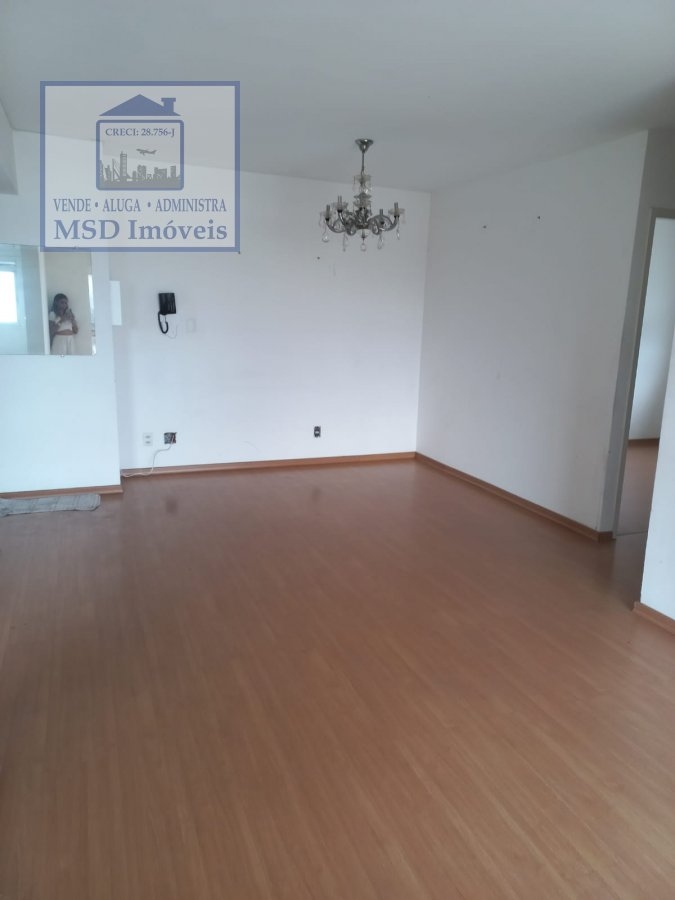 Apartamento à venda com 2 quartos, 76m² - Foto 13