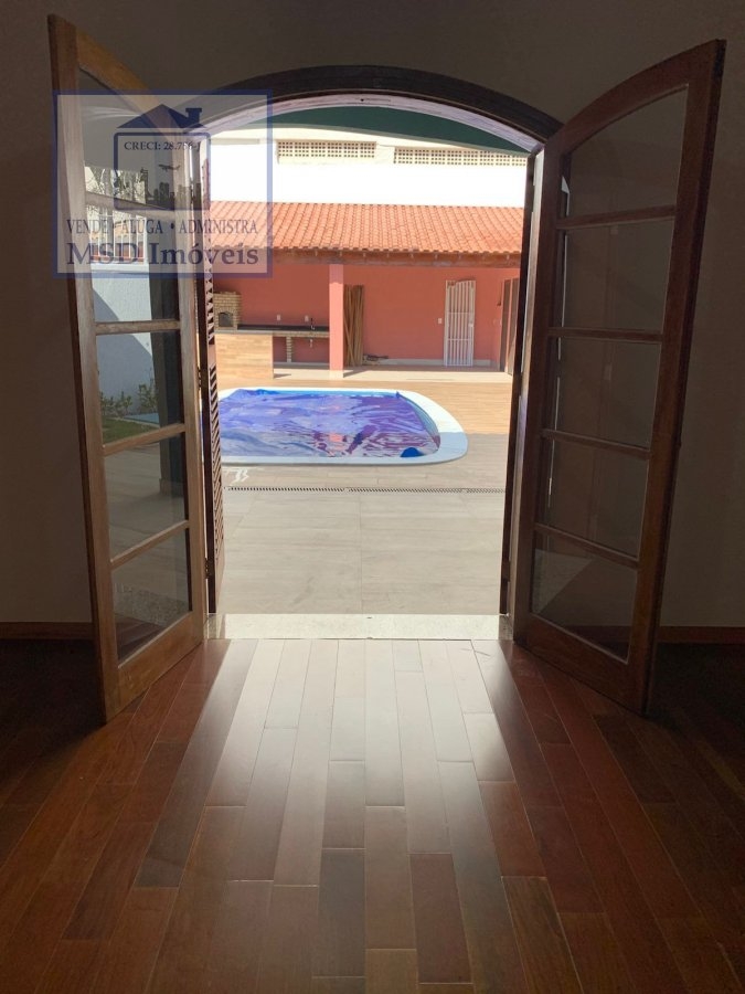 Casa à venda com 3 quartos, 850m² - Foto 18