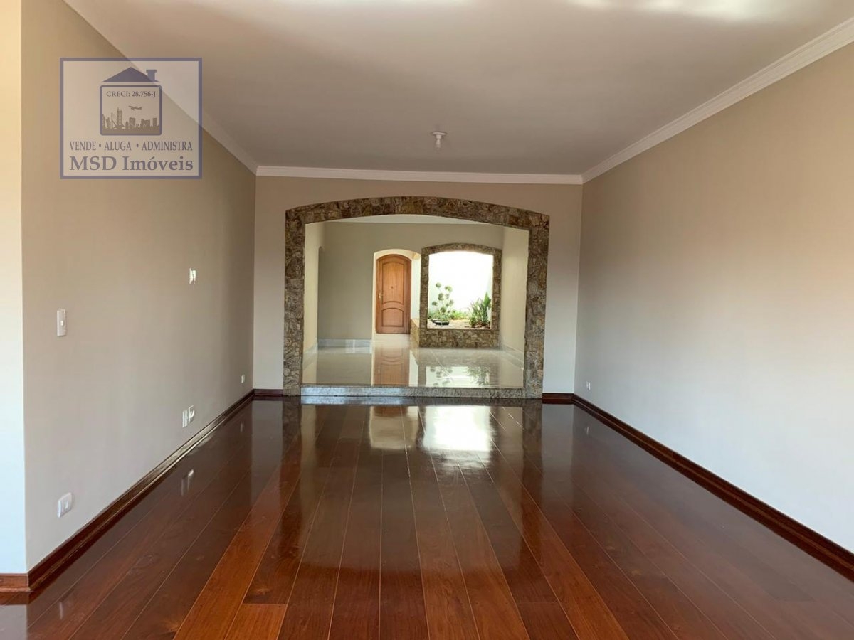 Casa à venda com 3 quartos, 850m² - Foto 5