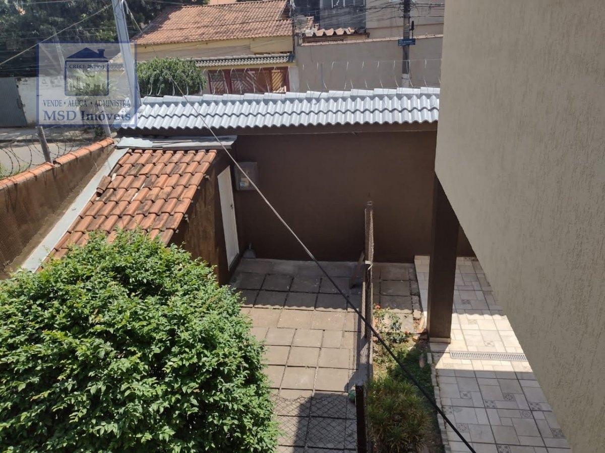 Casa à venda com 5 quartos, 260m² - Foto 5