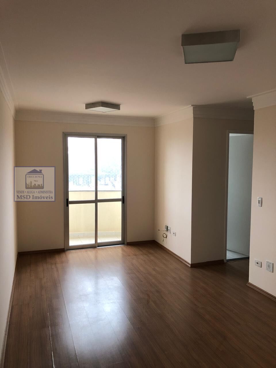 Apartamento à venda com 2 quartos, 56m² - Foto 3