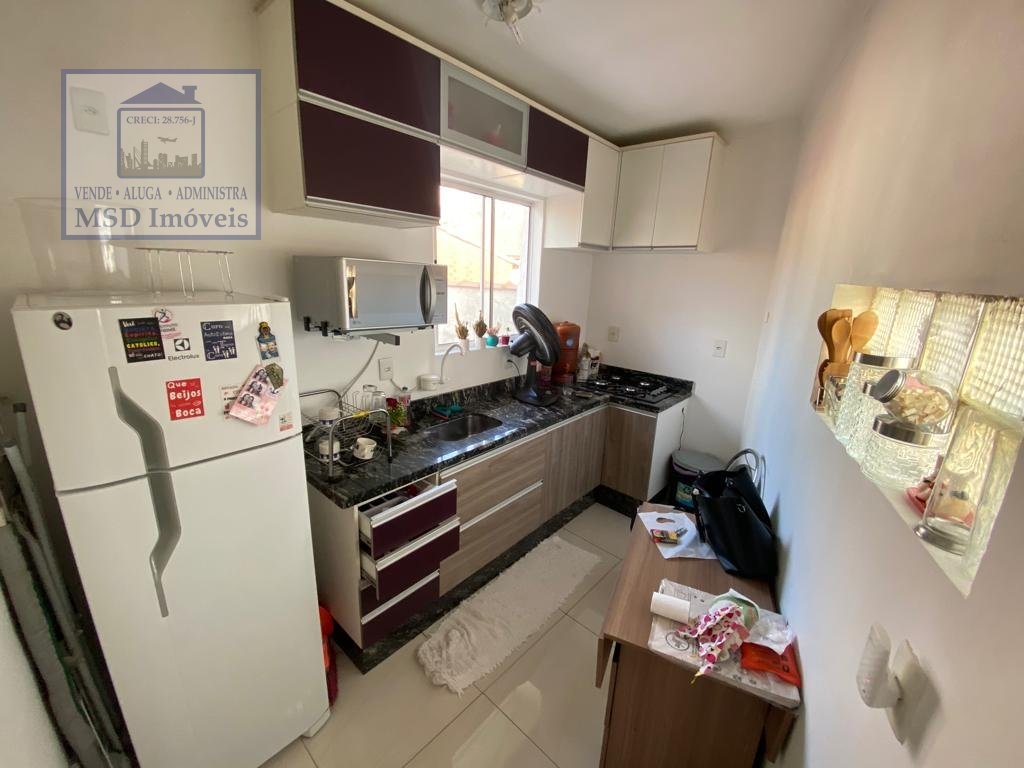 Casa à venda com 4 quartos, 200m² - Foto 28