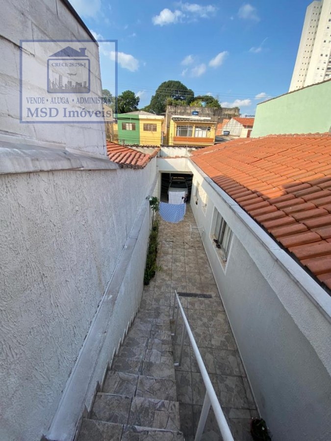 Casa à venda com 4 quartos, 200m² - Foto 33