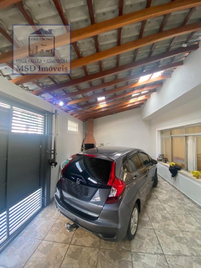 Casa à venda com 4 quartos, 200m² - Foto 35