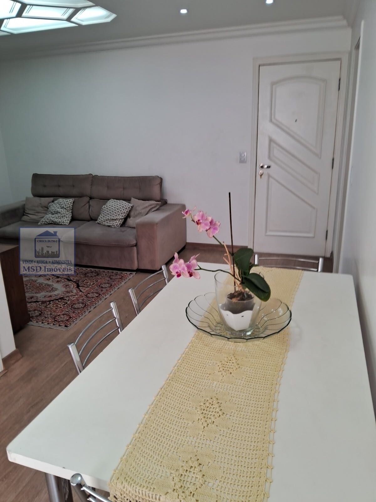 Apartamento à venda com 2 quartos, 66m² - Foto 4