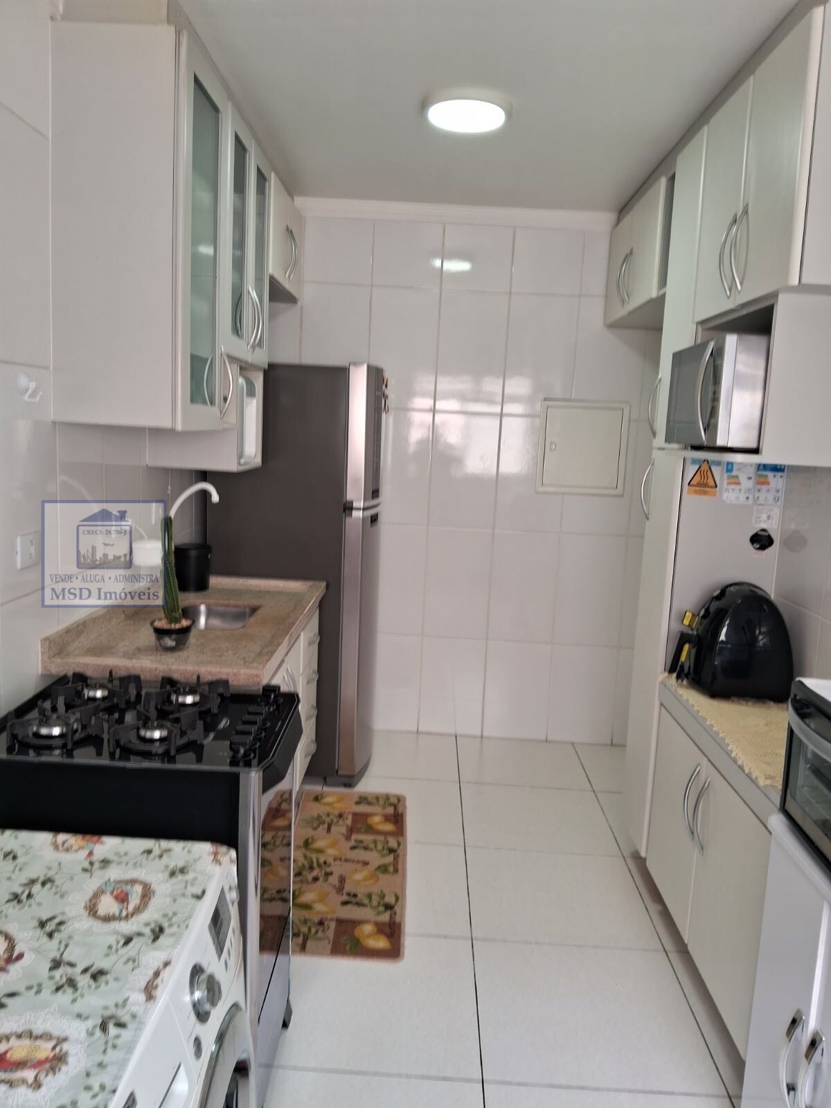 Apartamento à venda com 2 quartos, 66m² - Foto 9