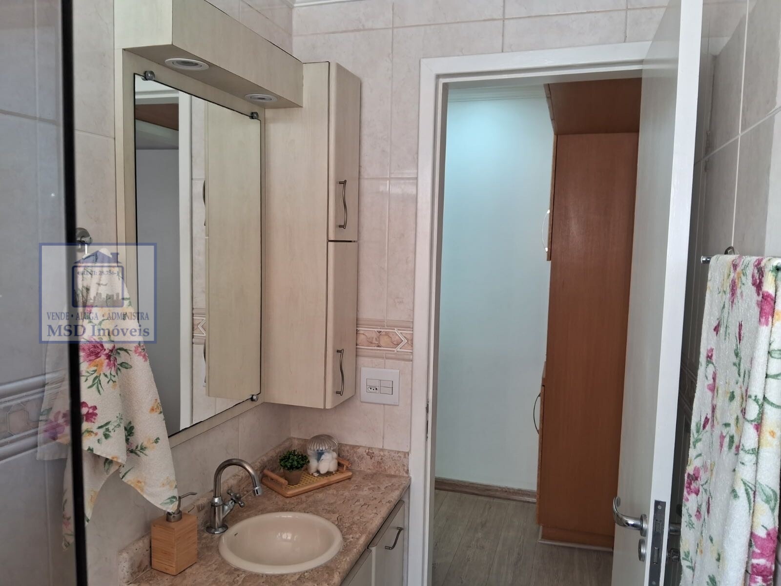 Apartamento à venda com 2 quartos, 66m² - Foto 19